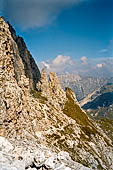 Trekking nel Parco Naturale Puez-Odle. Dall'Alpe Col Raiser (2100 m) alla Val di Funes. 